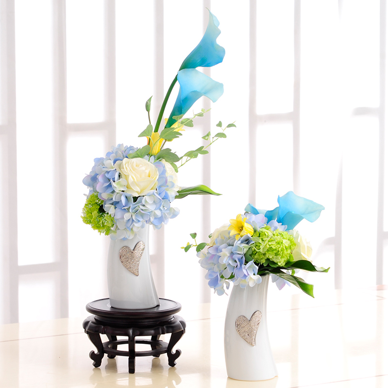 Silver Wire Drawing Love Vase Simulation Silk Flower Art Decoration Swing Decorated Living Room Table Face Putting Floral Flower Arrangement Furnishing