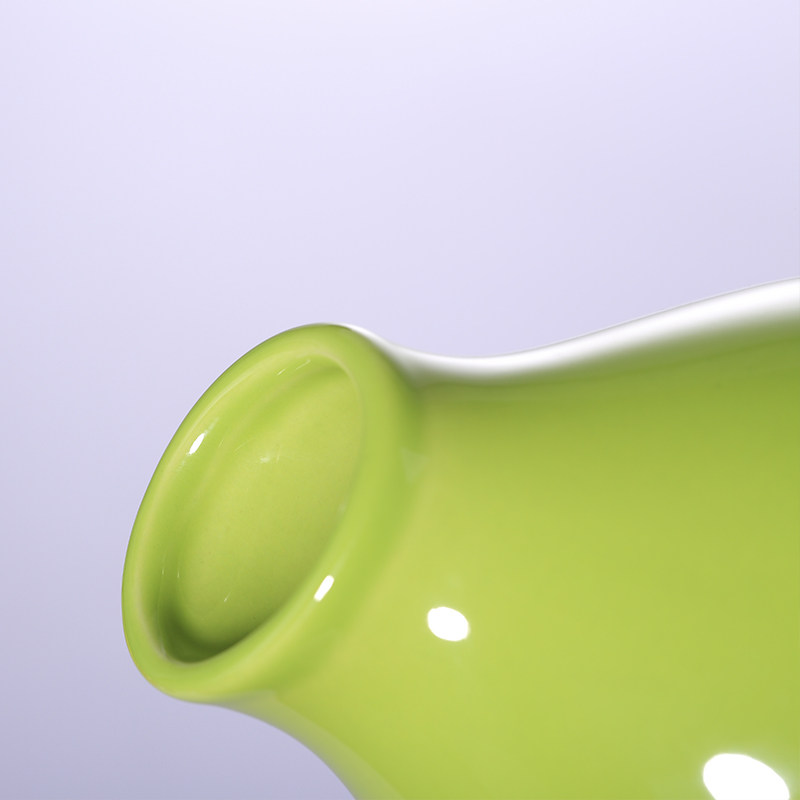 ����õ��С�����մɻ�ƿ