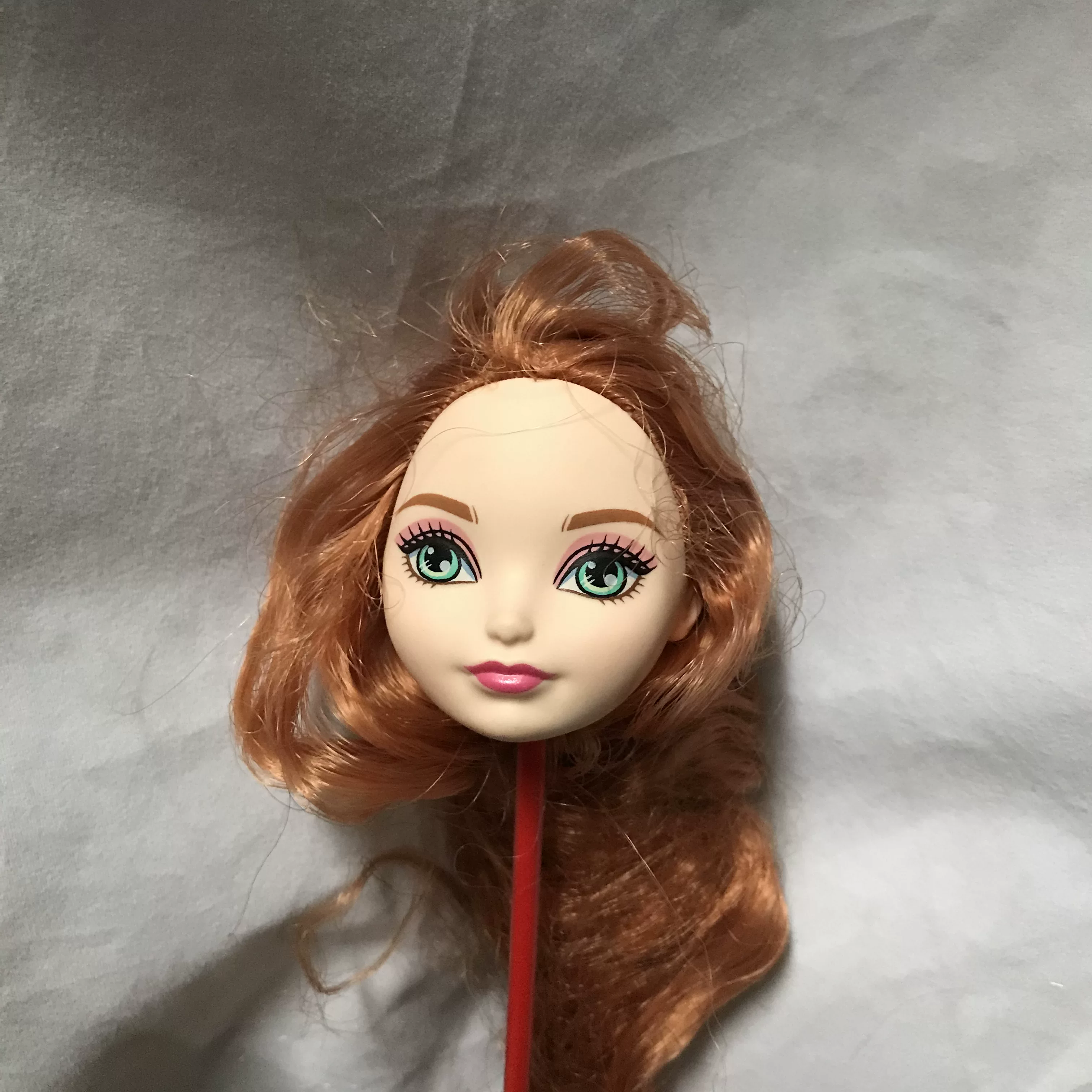Натуральная крупнооптовая Гонконг Monster High школьная сказка эльф высшая школа голова младенца с макияжем голова младенца с множеством стилей постоянно обновляется