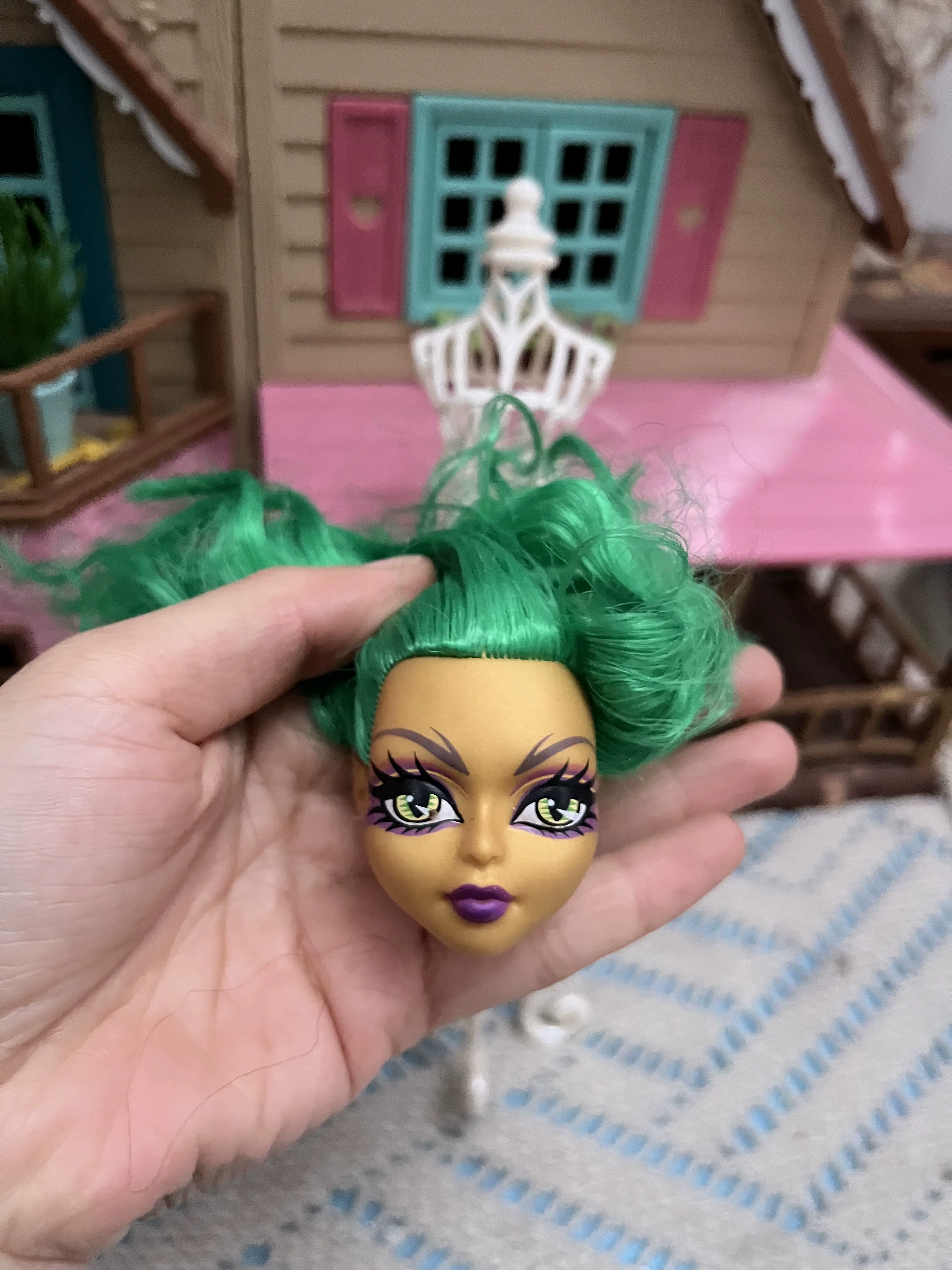 Натуральная крупнооптовая Гонконг Monster High школьная сказка эльф высшая школа голова младенца с макияжем голова младенца с множеством стилей постоянно обновляется