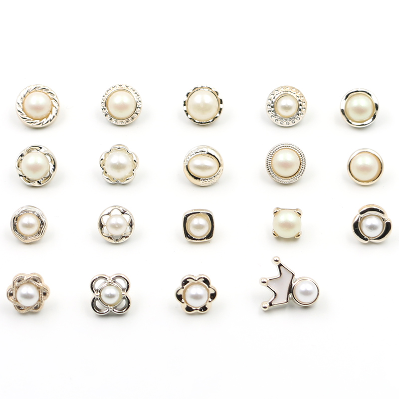 Girls shirts 100 hitchhiking children's cardions snowspun Korean version of men's shirts decorated with round pearl cuffs universal buttons