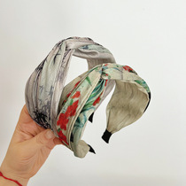 New retro high skull cross headband oil painting version fashionable wide-brimmed versatile headband womens printed pressed hair accessories hair bundle