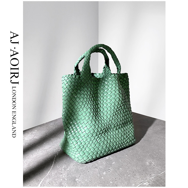 (AJ AOIRJ, UK) Niche hand-woven large capacity tote bag simple handbag
