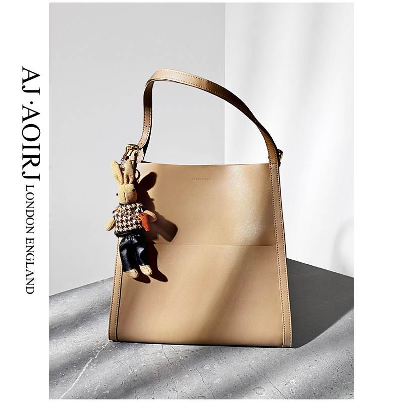 British AJ AOIRJ niche new high-end leather tote bag large-capacity women's bag shoulder