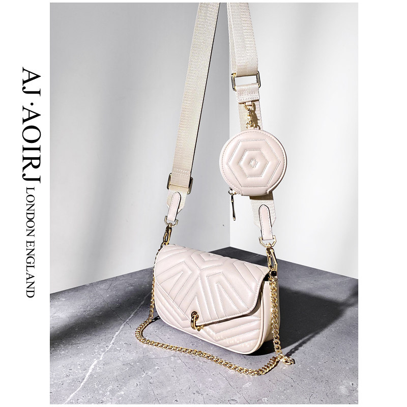 British AJ AOIRJ) Small Crowddesign Bull Leather Rhomboid Chain Bag Mobile Phone Bag Single Shoulder Skew Cross Small Square Bag