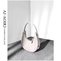 (British small AJ AOIRJ) niche premium sense saddle bag fashion crescent bag bag womens hand shoulder womens bag