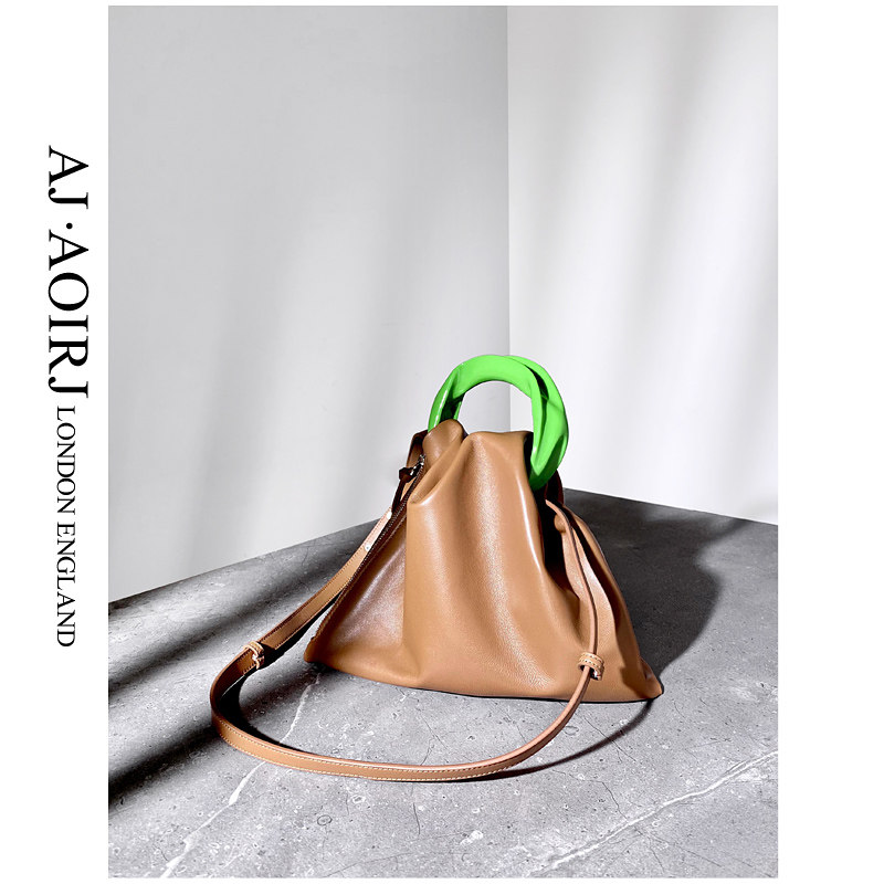 (British small AJ AOIRJ) Niche genuine leather hit color handbag high-quality diagonal pleated women's bag mobile phone bag