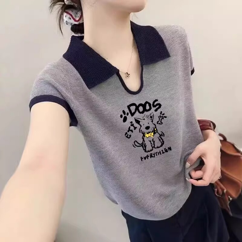 2026 Loose-Fitting Gray Polo Collar Short-Sleeve T-Shirt for Women, Trendy and Age-Reducing Small V-Neck Top for Summer