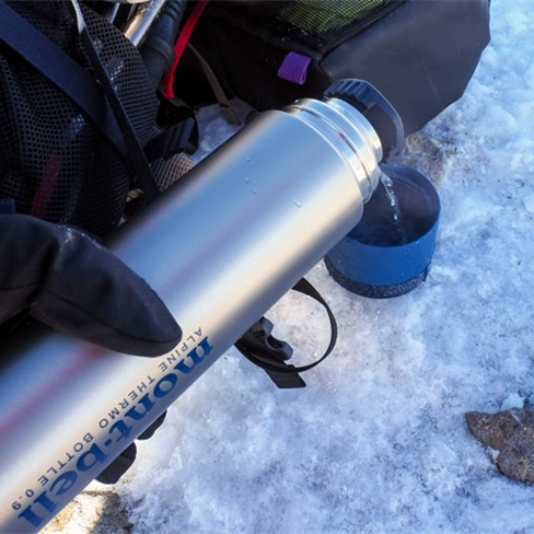 Montbell Alpine Ultra -Продолжительность водяной чашки 350/500/750/900 мл Сразительная изоляция из нержавеющей стали.