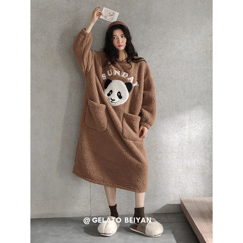 Beyyeon Pyjamas Woman Autumn Winter Coral Suede Cute Cartoon Teenage Girl Mid-Length Version Pyjamas Warm Sheep Suede Household Clothes