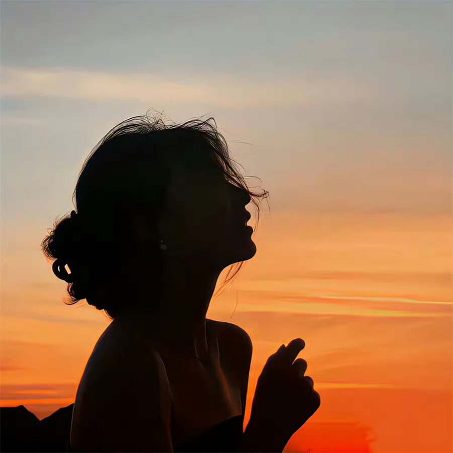 小小个纯欲风女装