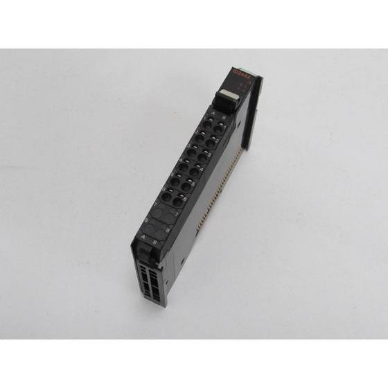 OMRON ID3443 NX-ID3443 TOP ZUSTAND