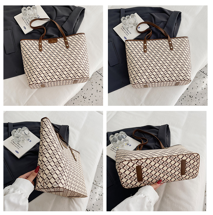 Premium for Women 2024 New Fashionable Large Capacity Single Shoulder Underarm , Hundred Step Handheld Commuter Tote_voghion.com