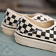 Vans ຢ່າງເປັນທາງການ AuthenticVR3SF checkerboard ສີດໍາແລະສີຂາວເກີບບາດເຈັບແລະນ້ໍາຫນັກເບົາ