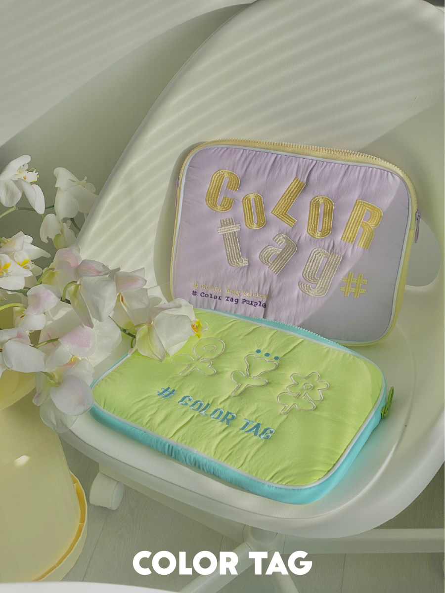 COLOR TAG computer package (soft stretches) original double-sided quilted flowers embroidered spring and summer iPad bag containing
