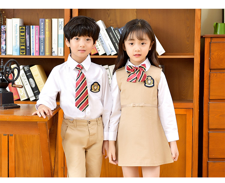 Mẫu giáo Mùa xuân và Mùa thu Mùa hè Mới Áo sơ mi dài tay Trường tiểu học Dịch vụ Vườn Trang phục Tùy chỉnh Trường đại học Gió Bộ đồng phục quần áo bé trai