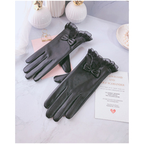 Gloves women winter cute Korean caproom imitation sheepskin black lace ins touch screen lolita plus velvet padded warm