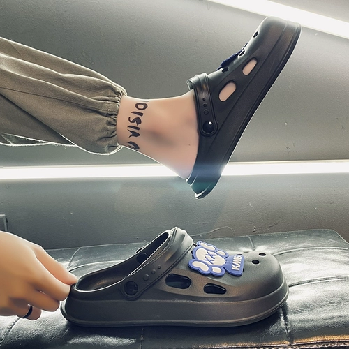 Летние нескользящие тапочки в стиле Crocs, пляжные ультрамягкие спортивные босоножки на платформе, подходят для носки на улице, закрытый носок