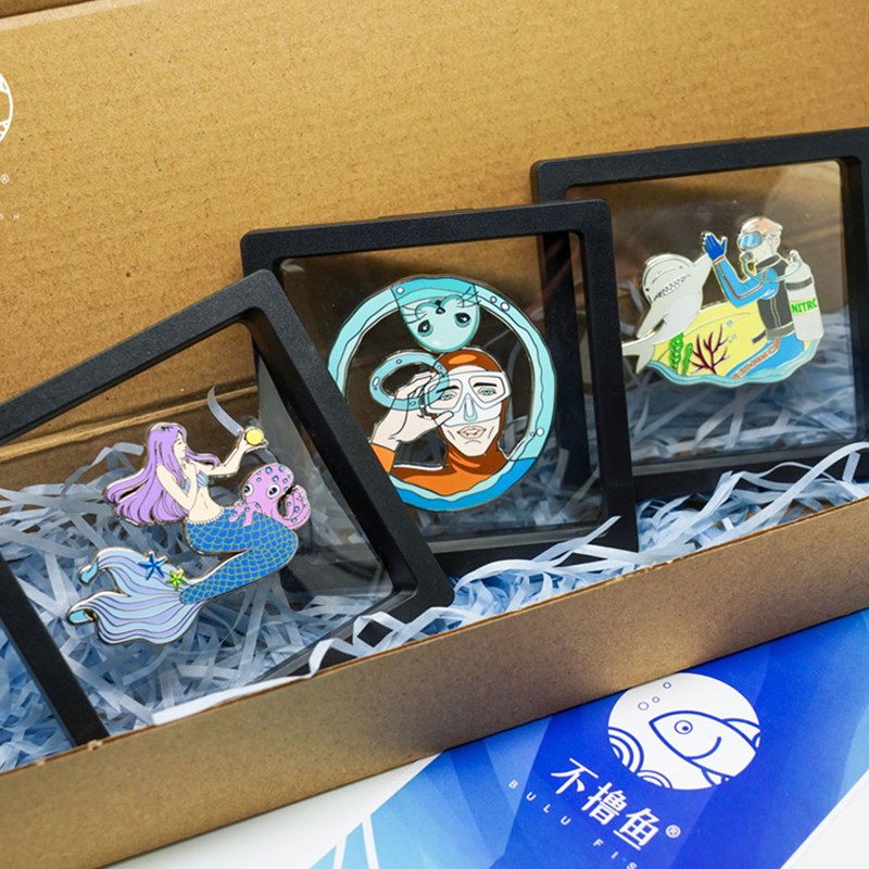 No-Roll Fish Bluefish Hollowed-out Engraving Original Design Fridge Stickup Swing Piece Mermaid Scuba Diver