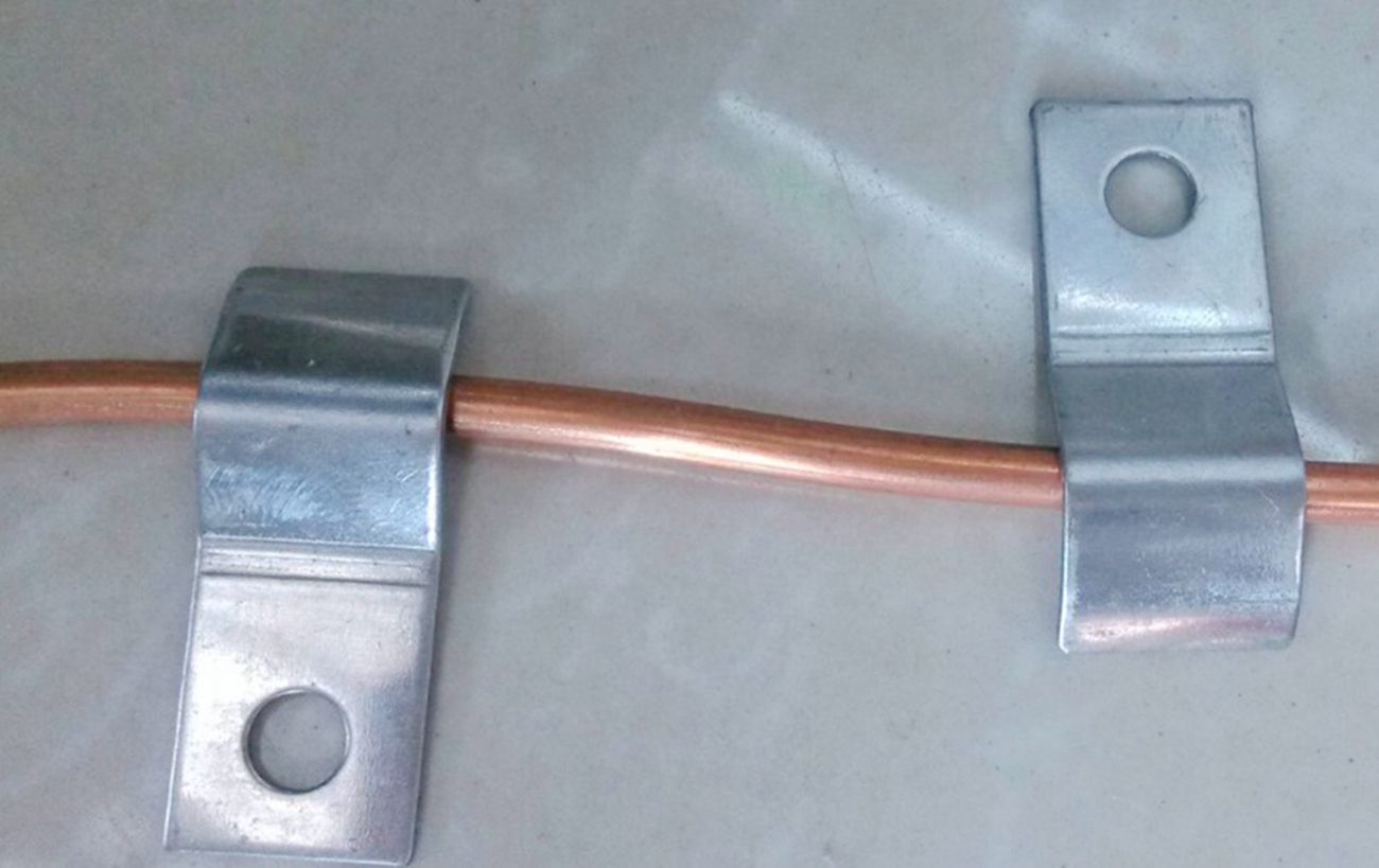 M4M6M8 copper tubing nylon tube aluminium tube high pressure tubing single side tube card fixed clip stainless steel oil road fixing sheet