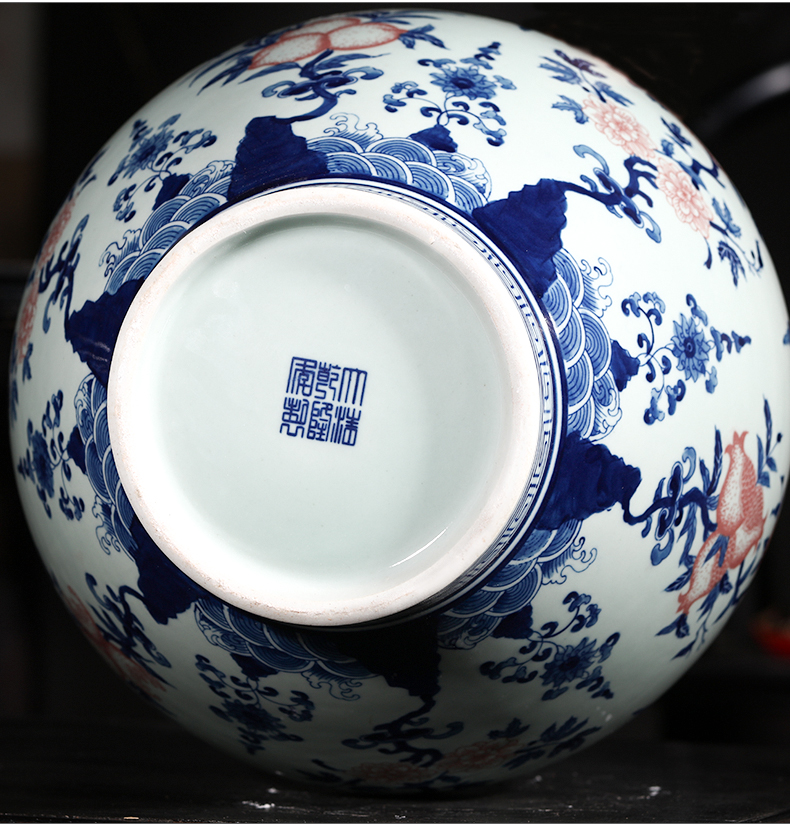 Jingdezhen ceramics hand - made archaize of new Chinese style household adornment is placed large blue and white porcelain vases, flower arrangement