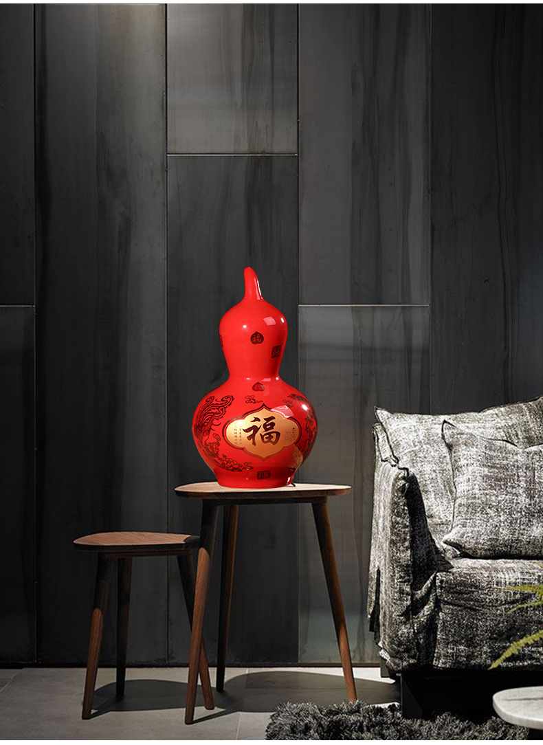 Jingdezhen ceramics China red paint in extremely good fortune everyone lucky gourd vases and classical furnishing articles in the living room