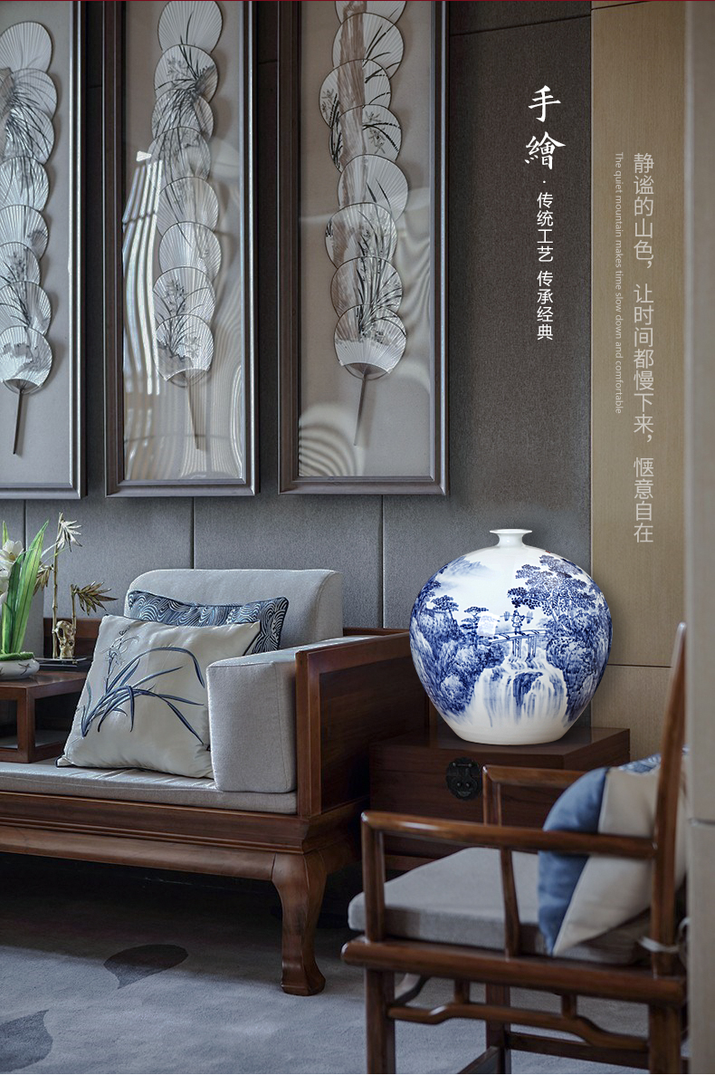 Jingdezhen blue and white landscape hand - made vases, Chinese style home sitting room TV cabinet ceramic ornaments rich ancient frame furnishing articles