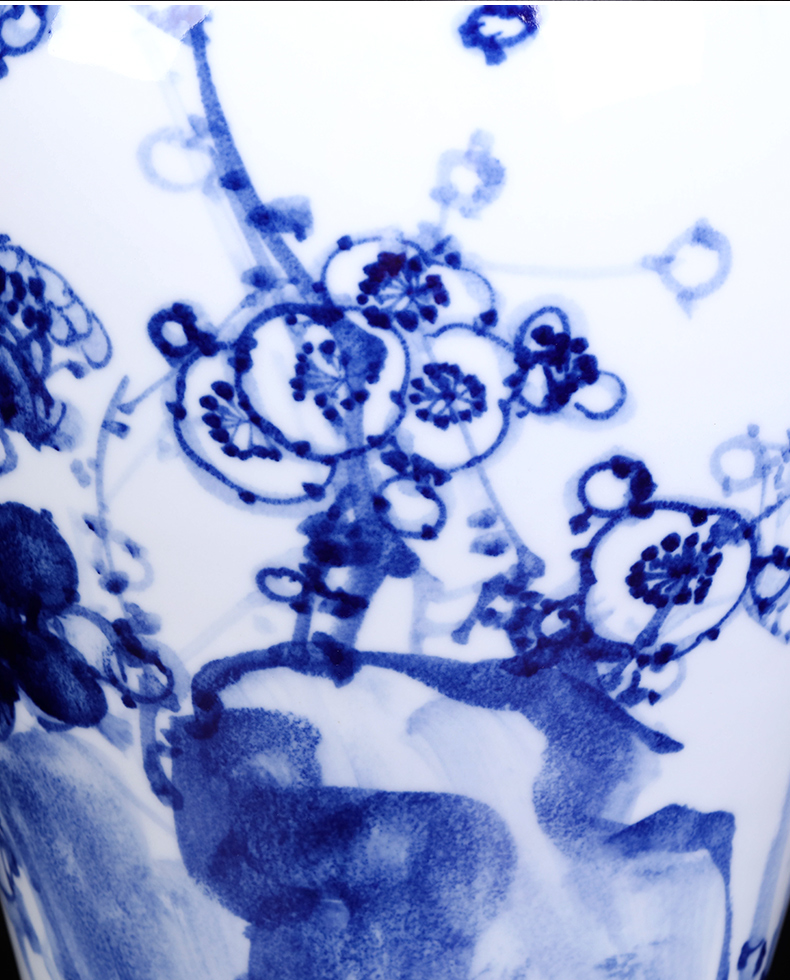 Jingdezhen ceramic masters hand draw blue and white porcelain vases, flower arrangement furnishing articles sitting room porch ark of new Chinese style decoration