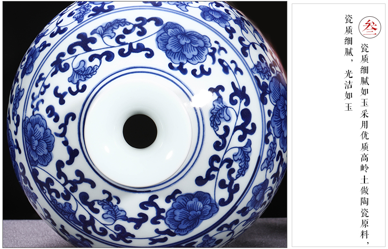 Jingdezhen ceramics glaze pomegranates of blue and white porcelain vase furnishing articles of modern Chinese style household adornment handicraft sitting room