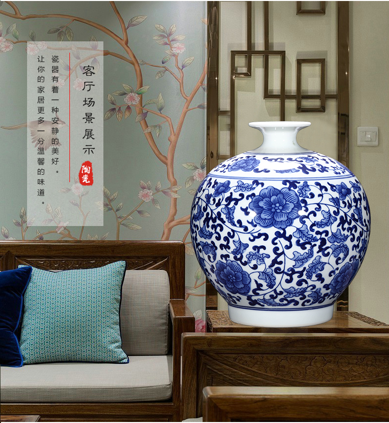 Jingdezhen ceramics glaze pomegranates of blue and white porcelain vase furnishing articles of modern Chinese style household adornment handicraft sitting room