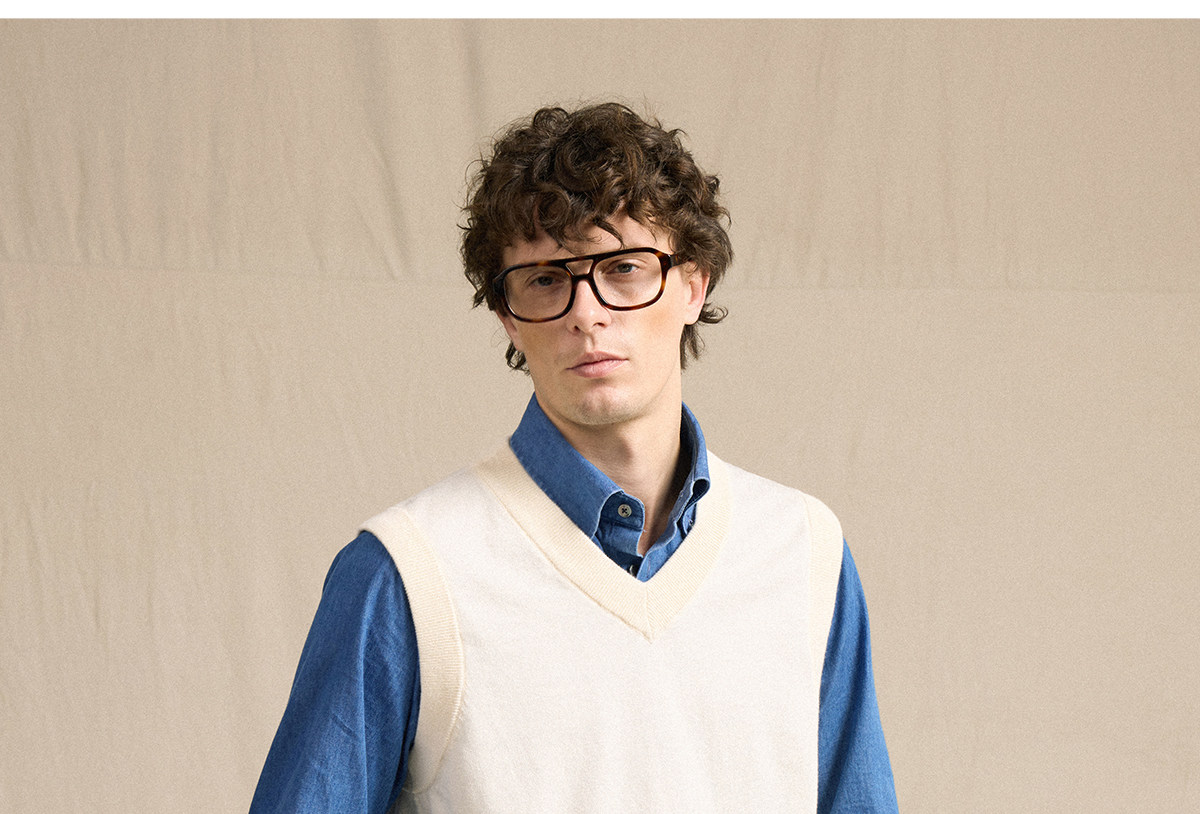CULTUM V-Neck Knit Sweater Vest