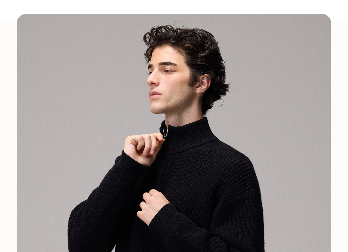 CULTUM 645g Half-Zip Stand Collar Sweater