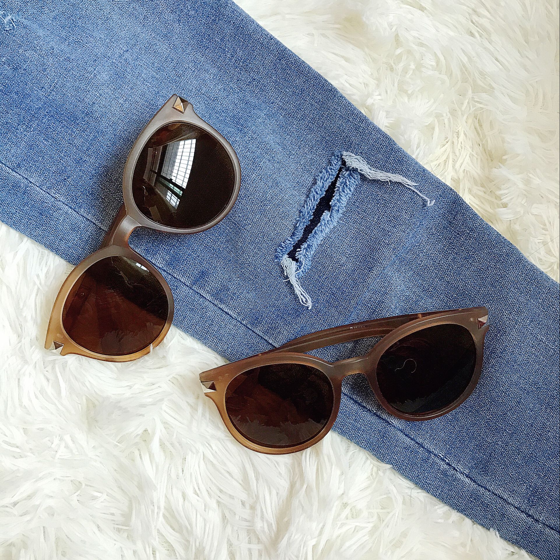 Ulzzang thời trang Hàn Quốc khung tròn frosted brown sunglasses new cao cấp kết cấu sunglasses nữ kính mát retro