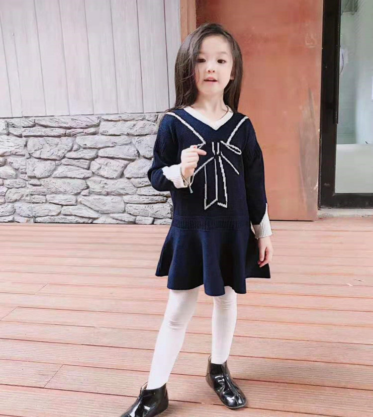 High-end children's dress parent-child college Wind Dress Long Sleeve V Collar Butterfly Knot Cute Knitted Parent-child Dress