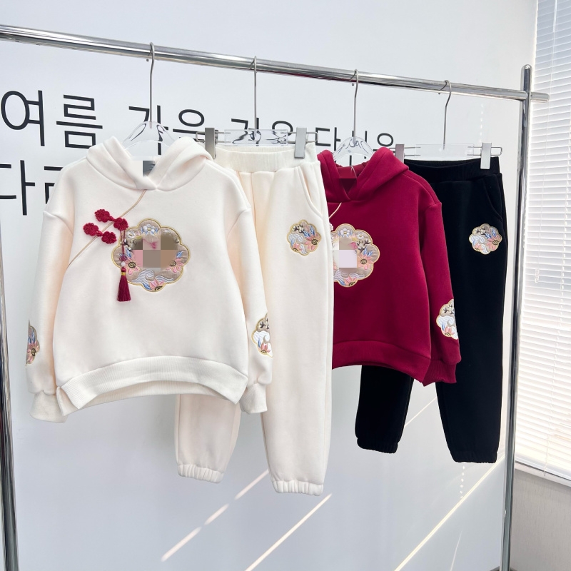 Girls' Year of the Year conserved winter foreign air country wind plus velvet spring and autumn clothes acrobae sweatpants casual big-boy two clothes-Taobao