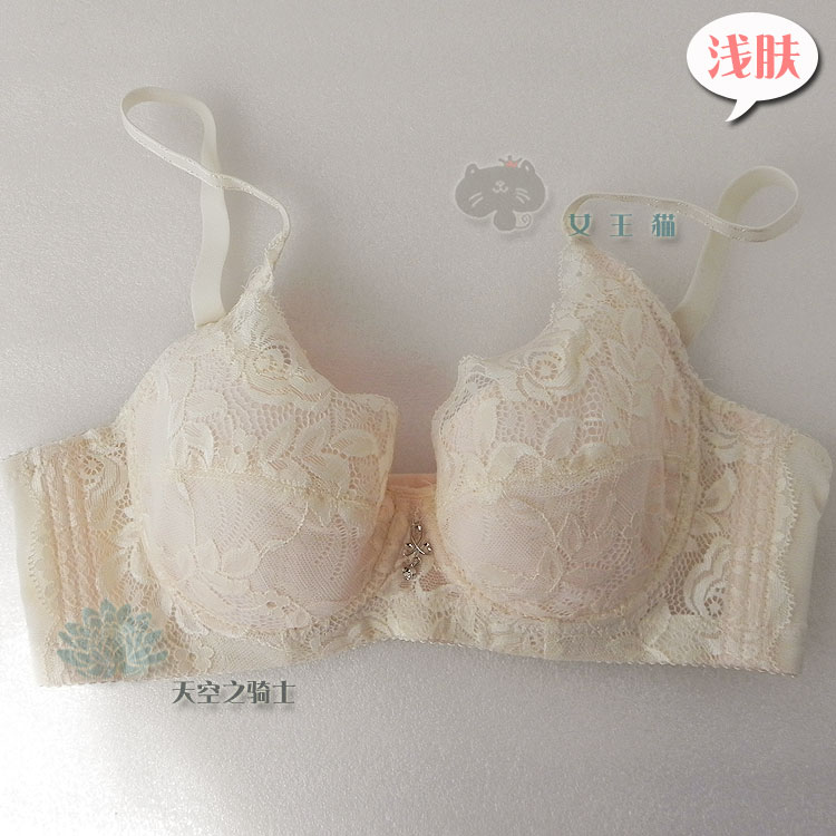 Hương vị của mùa hè Thêu tinh tế mà không cần điều chỉnh loại xốp nhận áo ngực mỏng 75B80B85B90B áo bra bản to