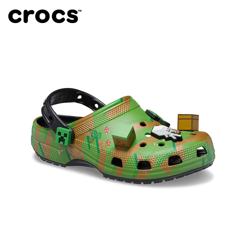 Коллекционная ограниченная серия My World X CROCS. Образцы обуви для пляжа