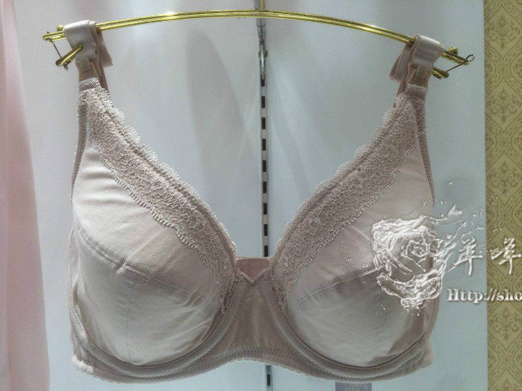 Wacoal Taiwan-made maternity nursing bra to prevent sagging comfortable soft steel ring WM1226 domestic