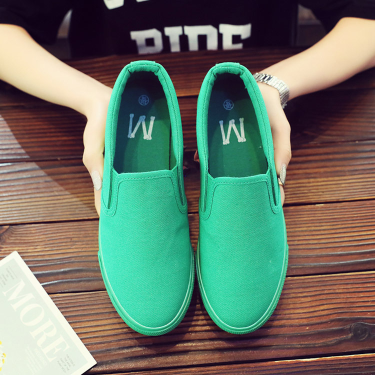 2026 Spring Breathable Green Sneakers Korean Style Couple Canvas Shoes Unisex Versatile Slip-On Lazy Shoes Trendy