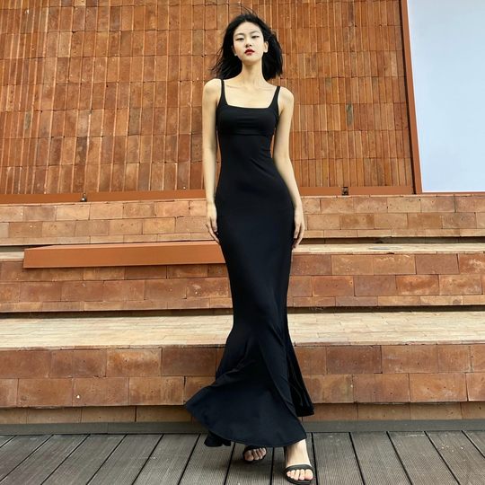 Louis Helin 步步生莲夏日吊带紧身可调节吊带鱼尾包臀加长连衣裙