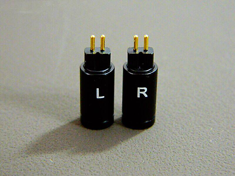 0 78mm2pin small black clamp water yellow oriole gold plated UM3X VE6 grey yellow oriole UE11 with positioning groove 2pin small black clamp