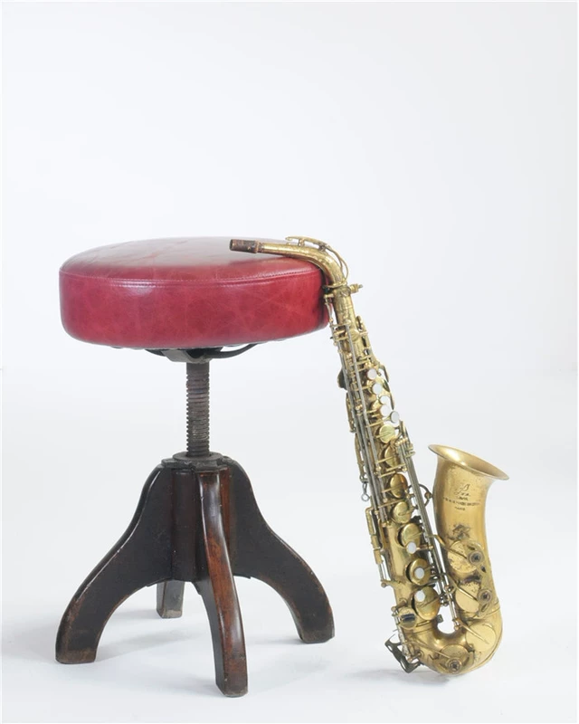 Nhạc cụ saxophone cũ bằng đồng nguyên chất mạ vàng đồ vật cũ bộ sưu tập đạo cụ retro bar hoài cổ nhạc cụ - Nhạc cụ phương Tây