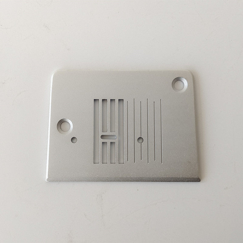 Butterfly brand multifunctional household sewing machine needle plate wide hole needle plate Singer heavy machine universal shuttle type needle plate