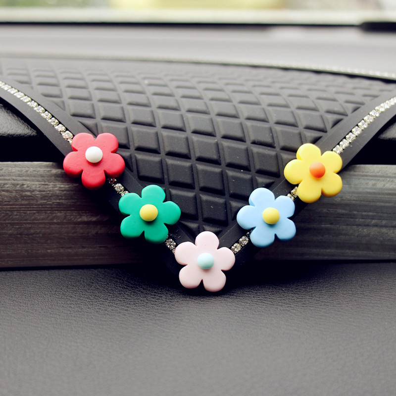 Car Interior Control Desk Creative Multi-functional inlaid drill Anti-slip Anti-slip High-resistant High-temperature-resistant Refractory Mat