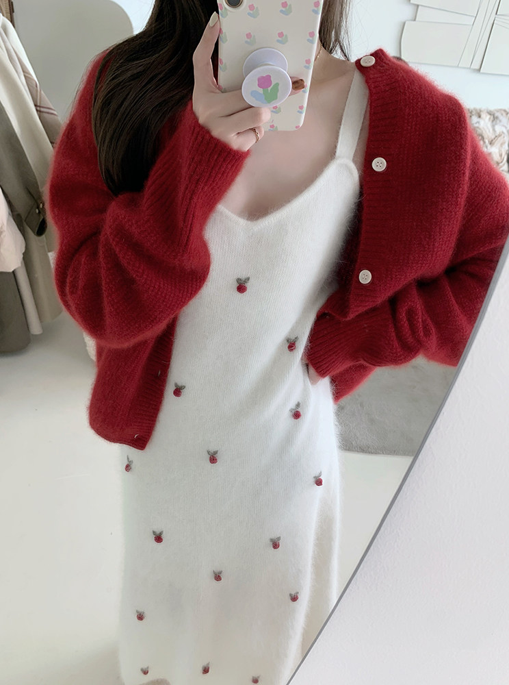 SNICYKER Red Sweater Small Fragrance Set New Year Festival New Women's Knitted Wear in Spring