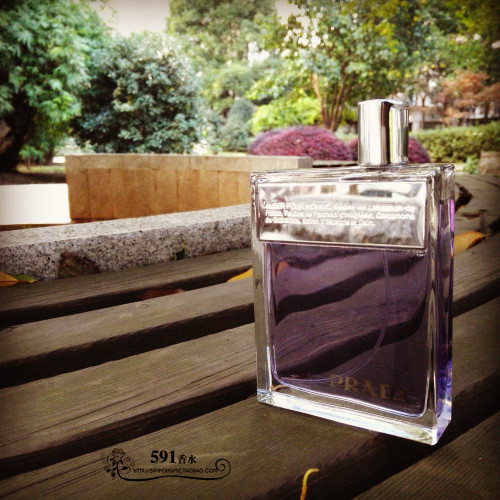 Prada Amber Pour Homme：一场精准的男性气息重构_香水_淘宝美妆网