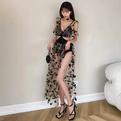 Swimsuit women's one-piece triangle bikini fashion fairy fan small chest gathered 2021 new sexy dress two-piece