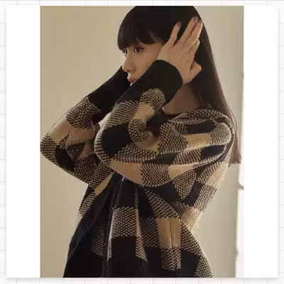 IMMLS retro bubble sleeves soft waxy buckle round neck plaid sweater cardigan sweet French lazy spot