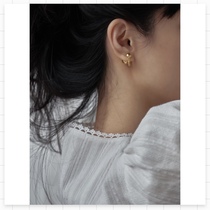 (FARM) Golden French mirror metal ball niche retro earrings earrings female classic wild spot