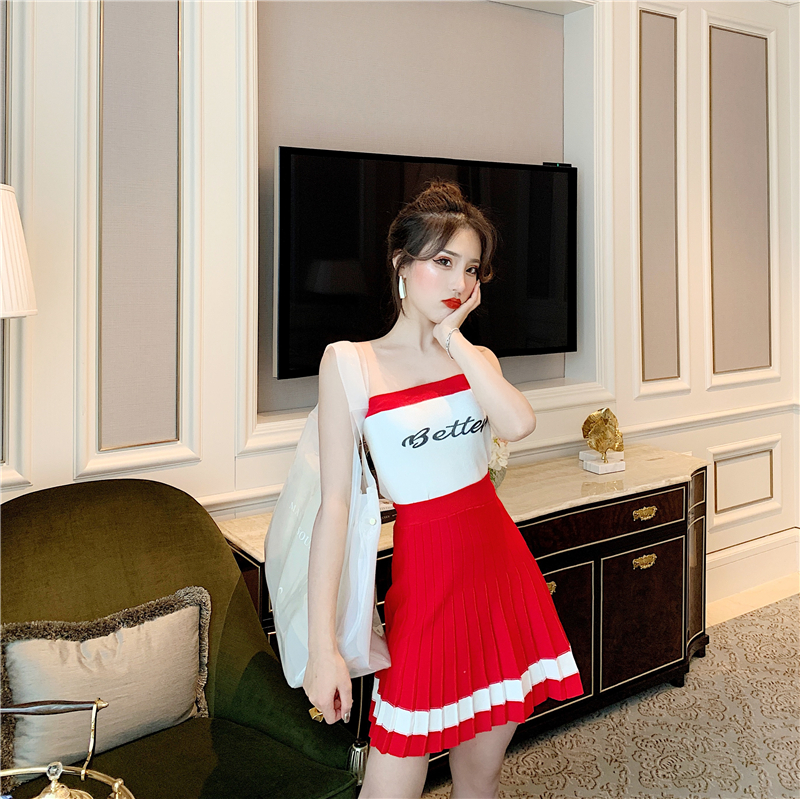 VK旗艦店 韓系性感平口高腰百褶裙套裝短袖褲裝